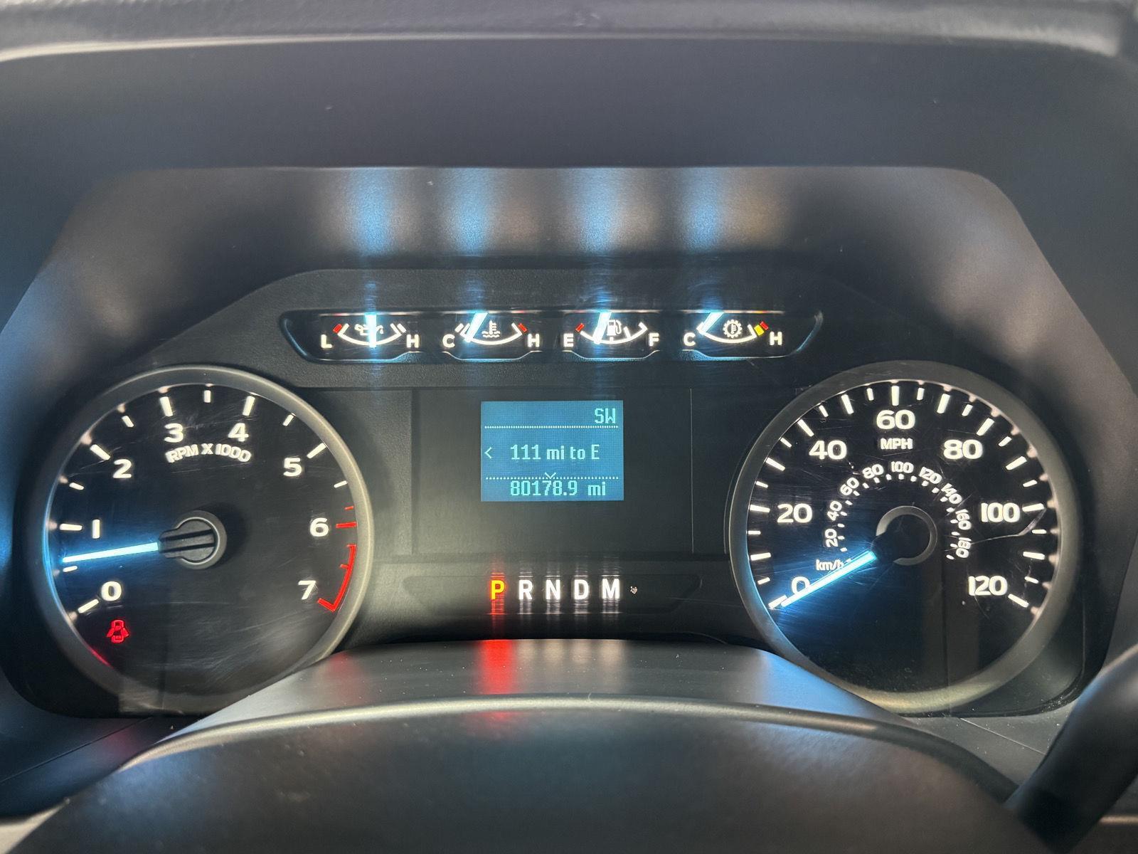 Vehicle photo 3