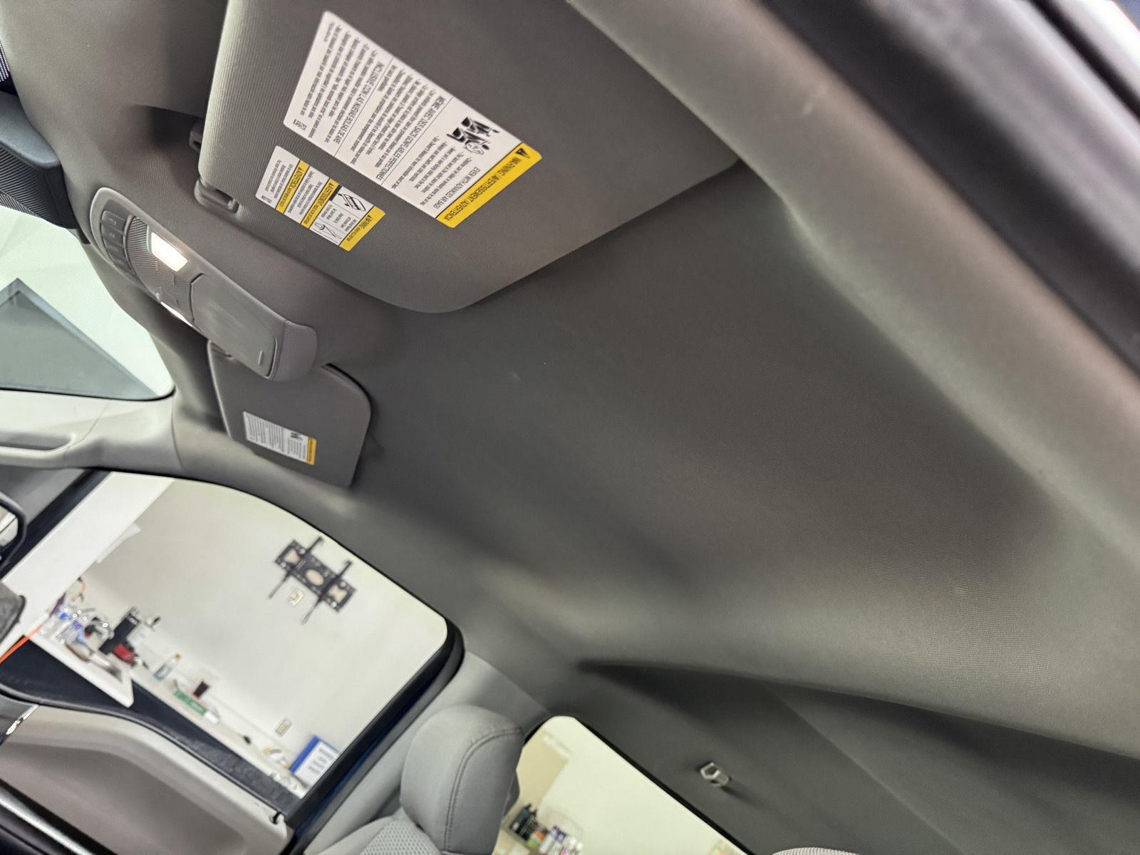 Vehicle photo 34