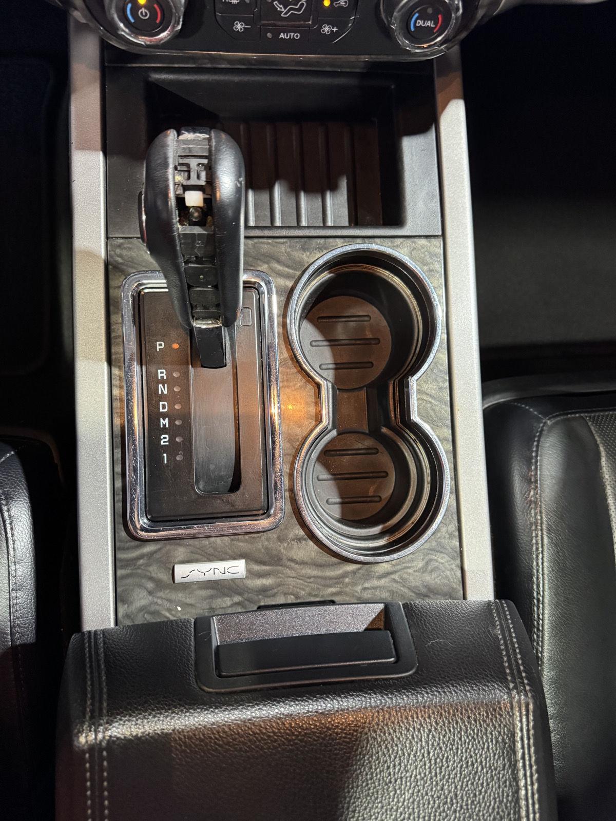 Vehicle photo 35