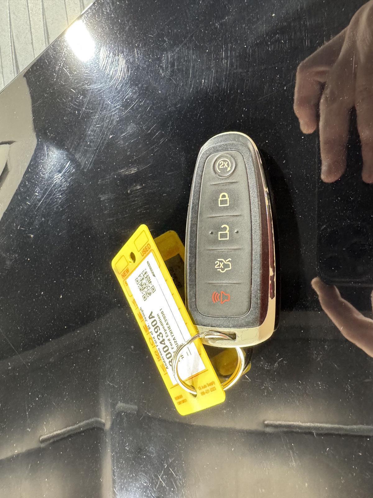 Vehicle photo 42