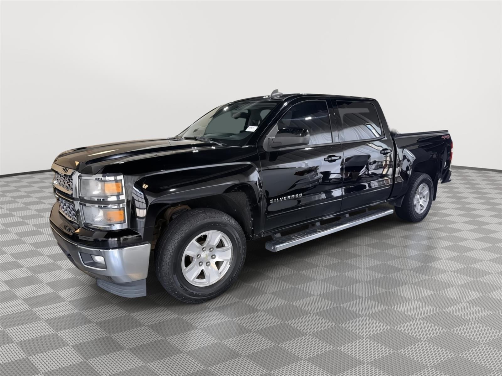 Vehicle photo 2