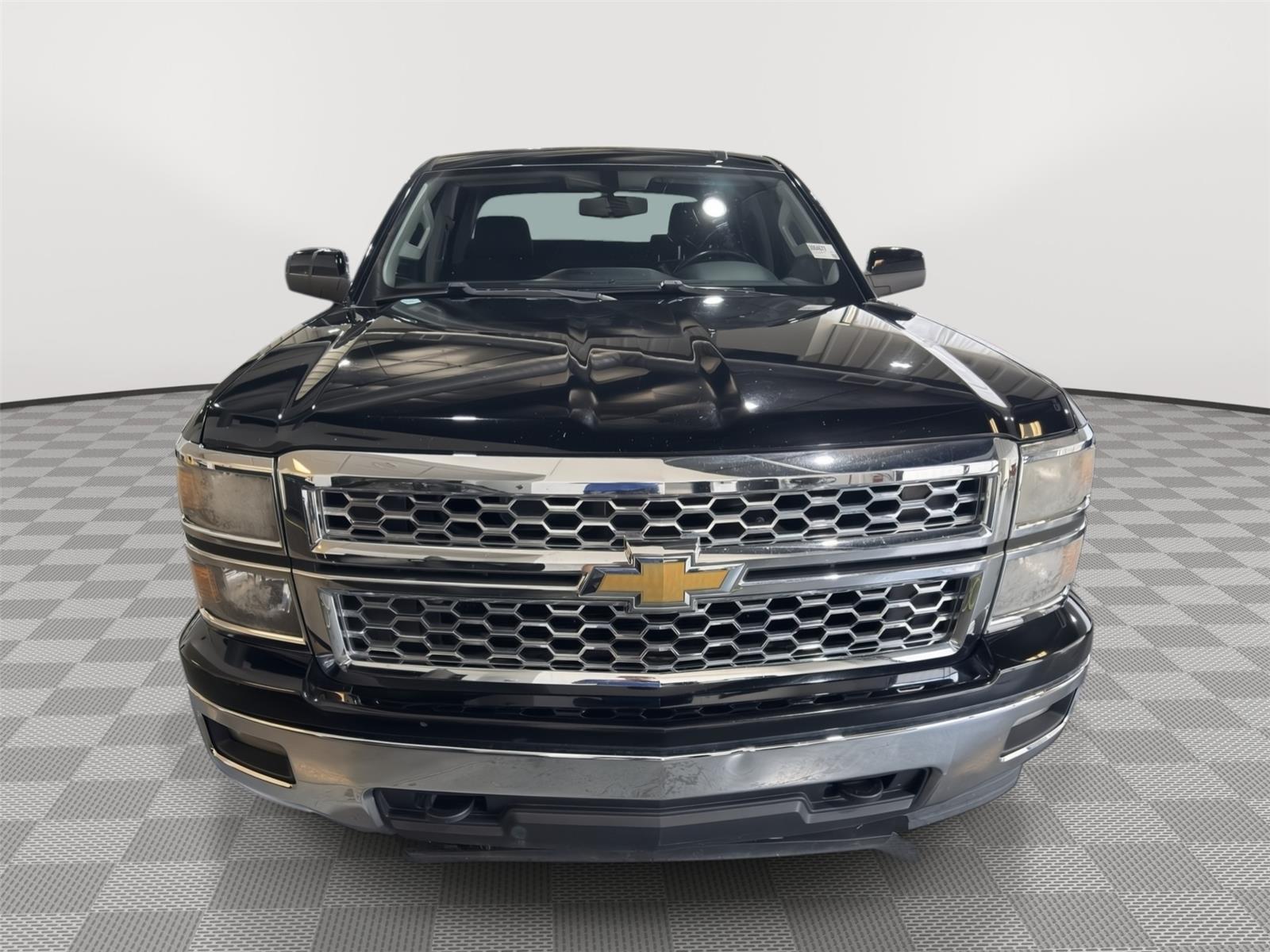 Vehicle photo 4