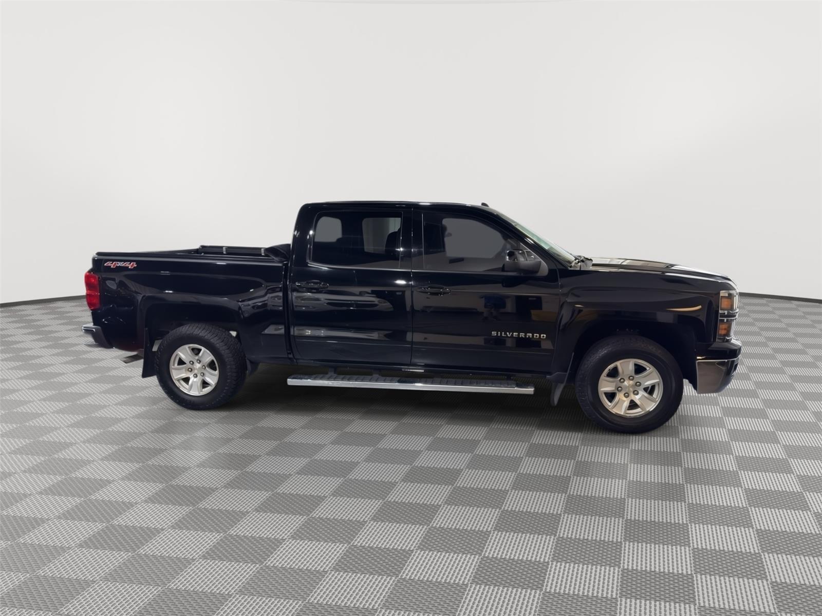 Vehicle photo 6