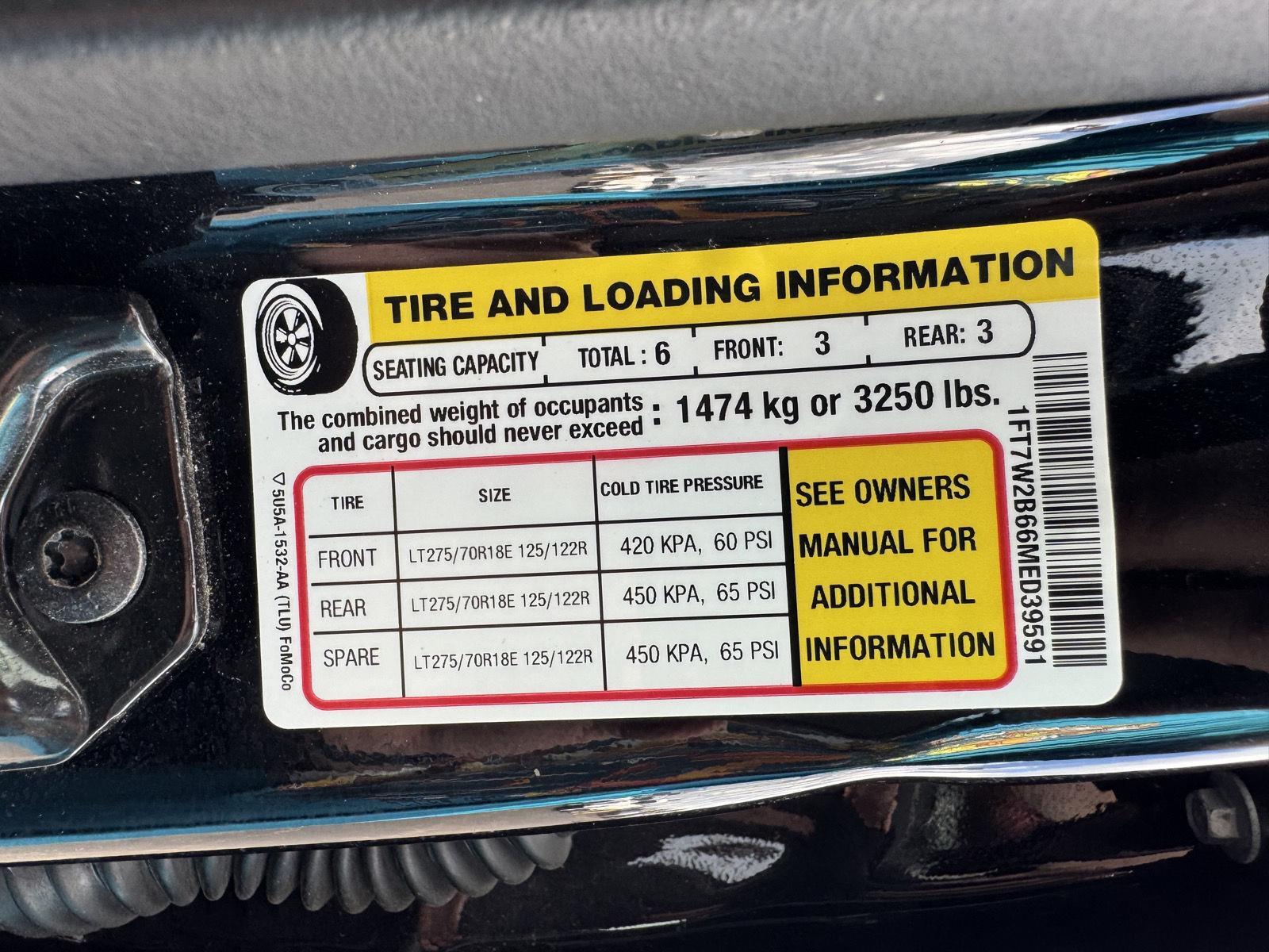 Vehicle photo 32