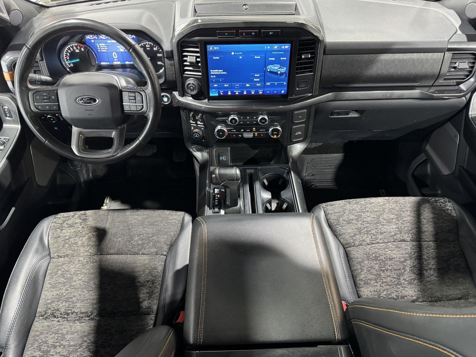 Vehicle photo 22