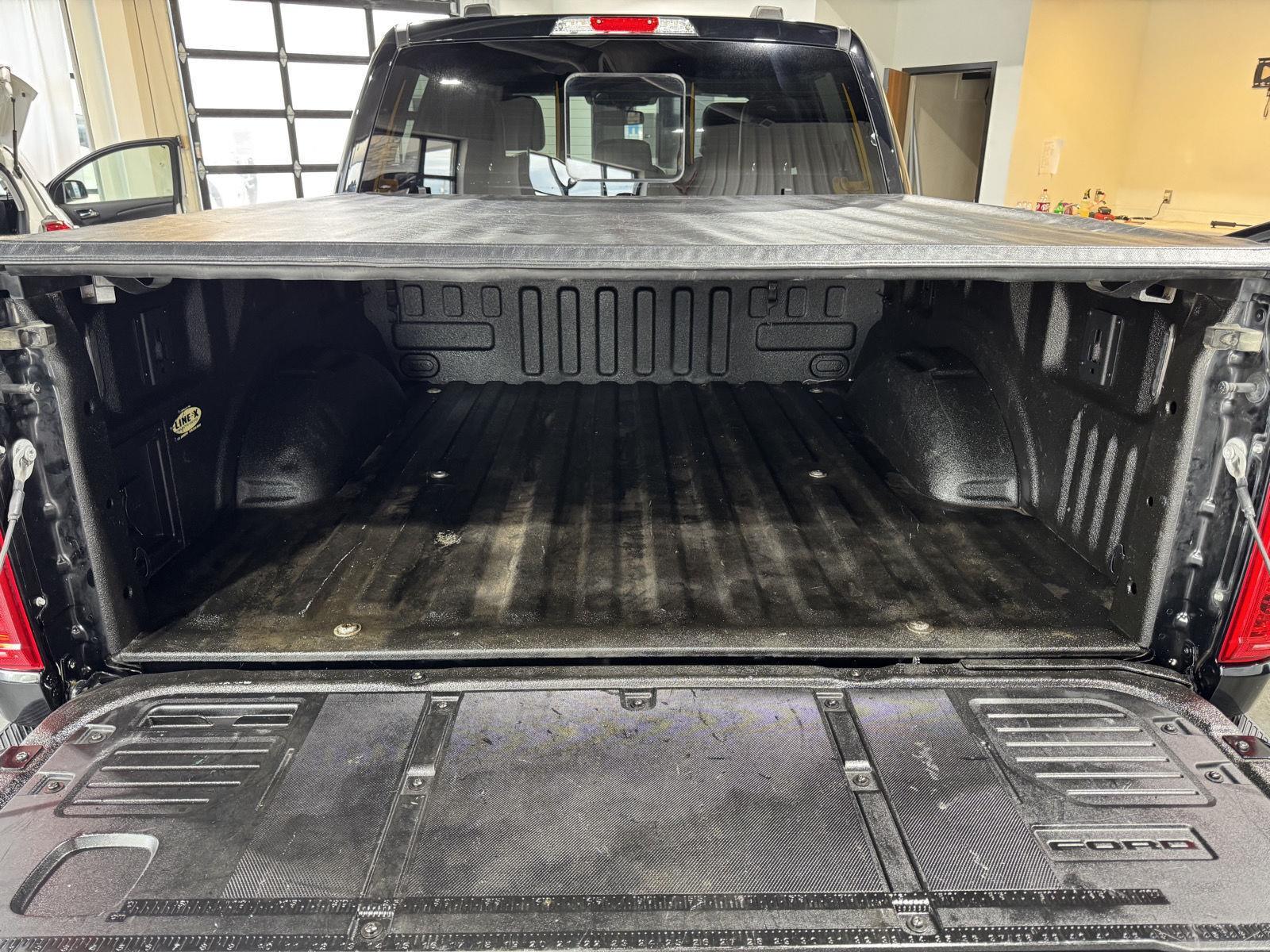 Vehicle photo 39
