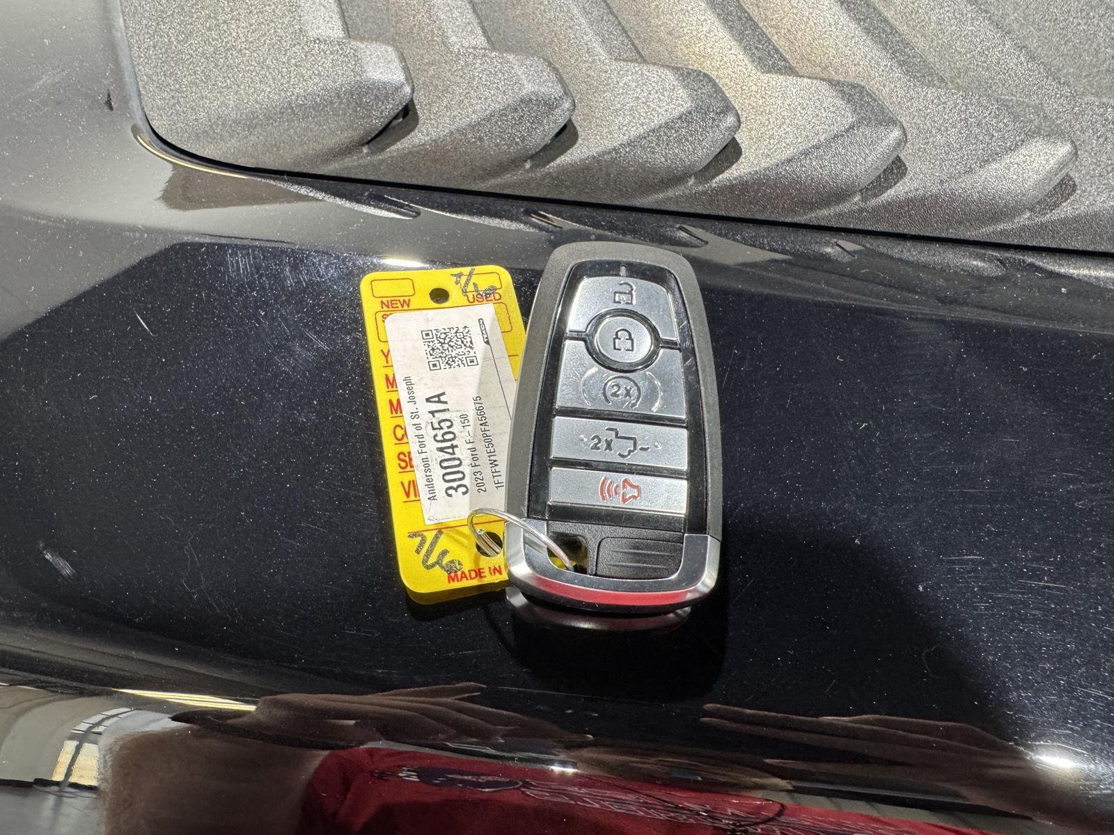 Vehicle photo 40