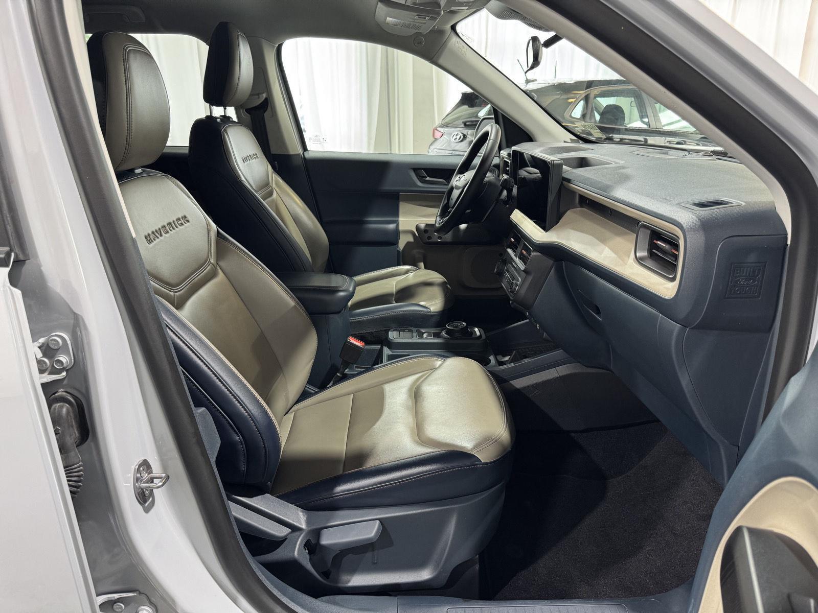 Vehicle photo 21