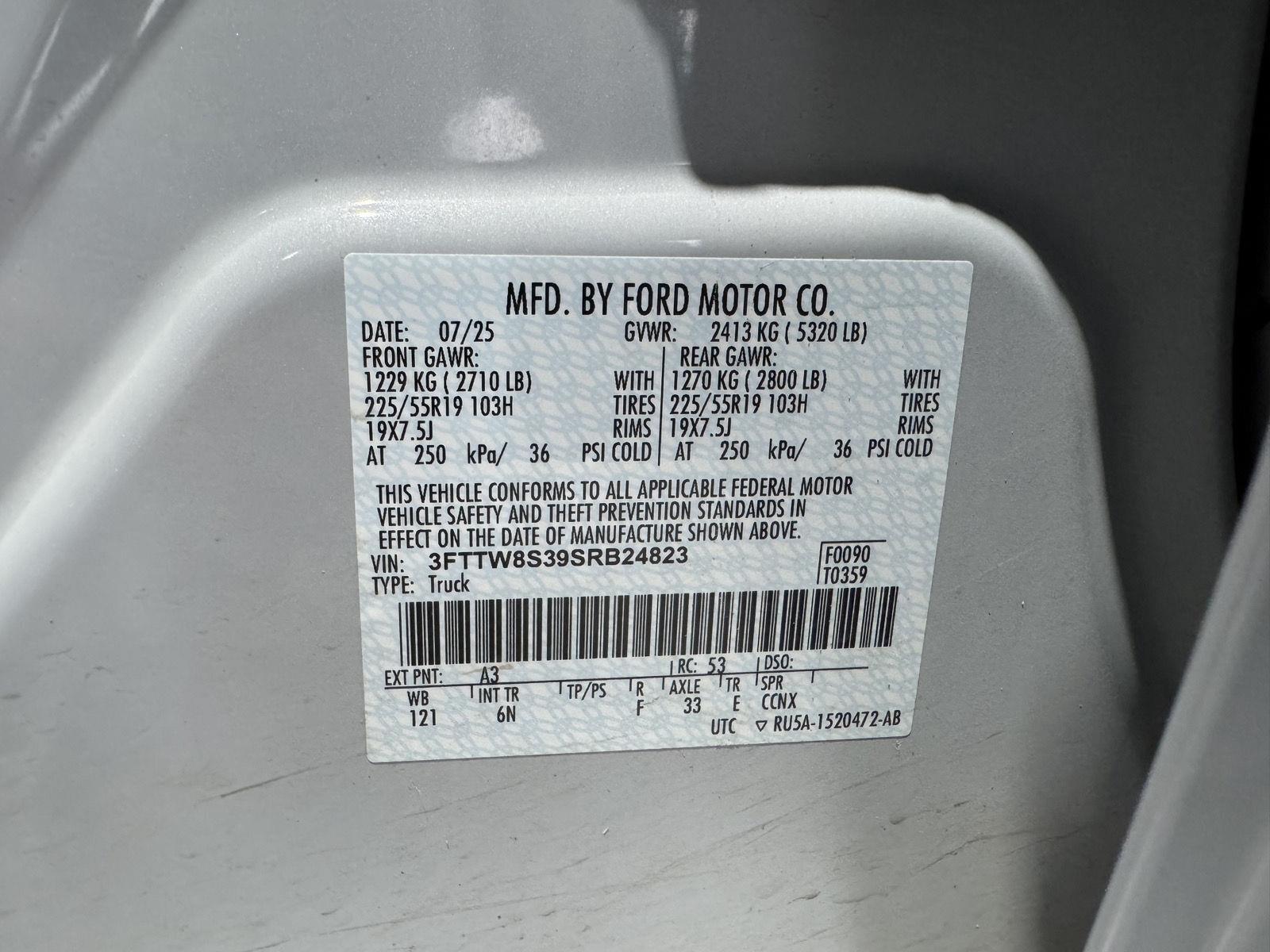 Vehicle photo 35