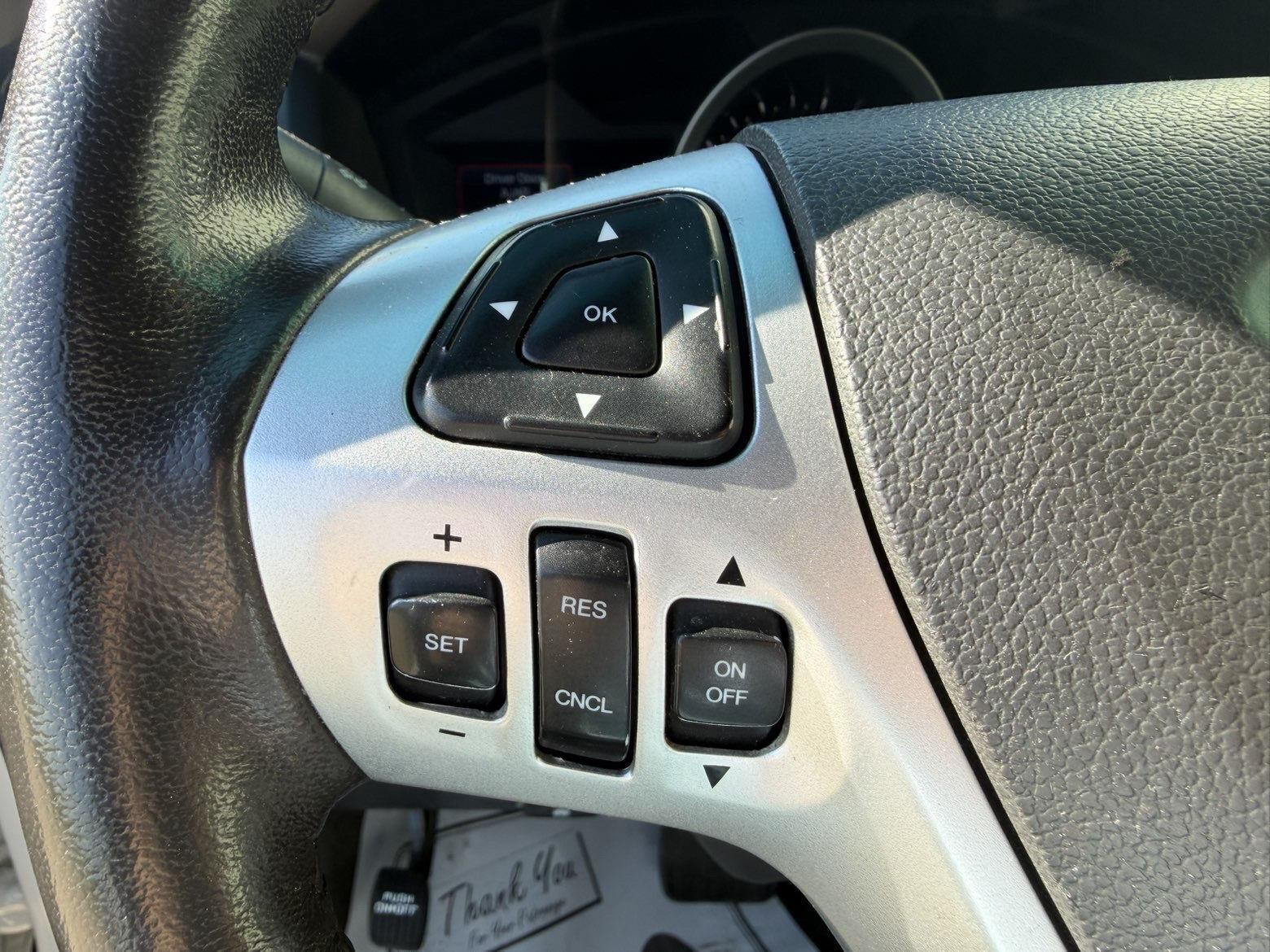 Vehicle photo 11