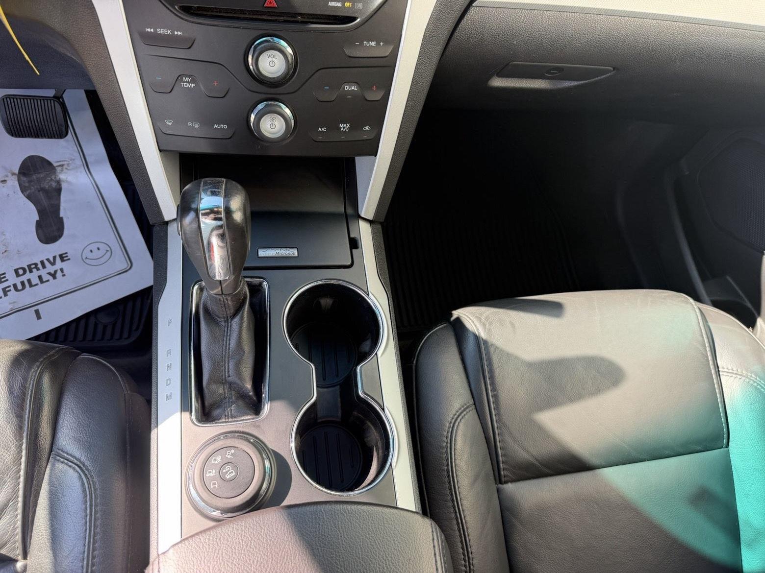 Vehicle photo 27