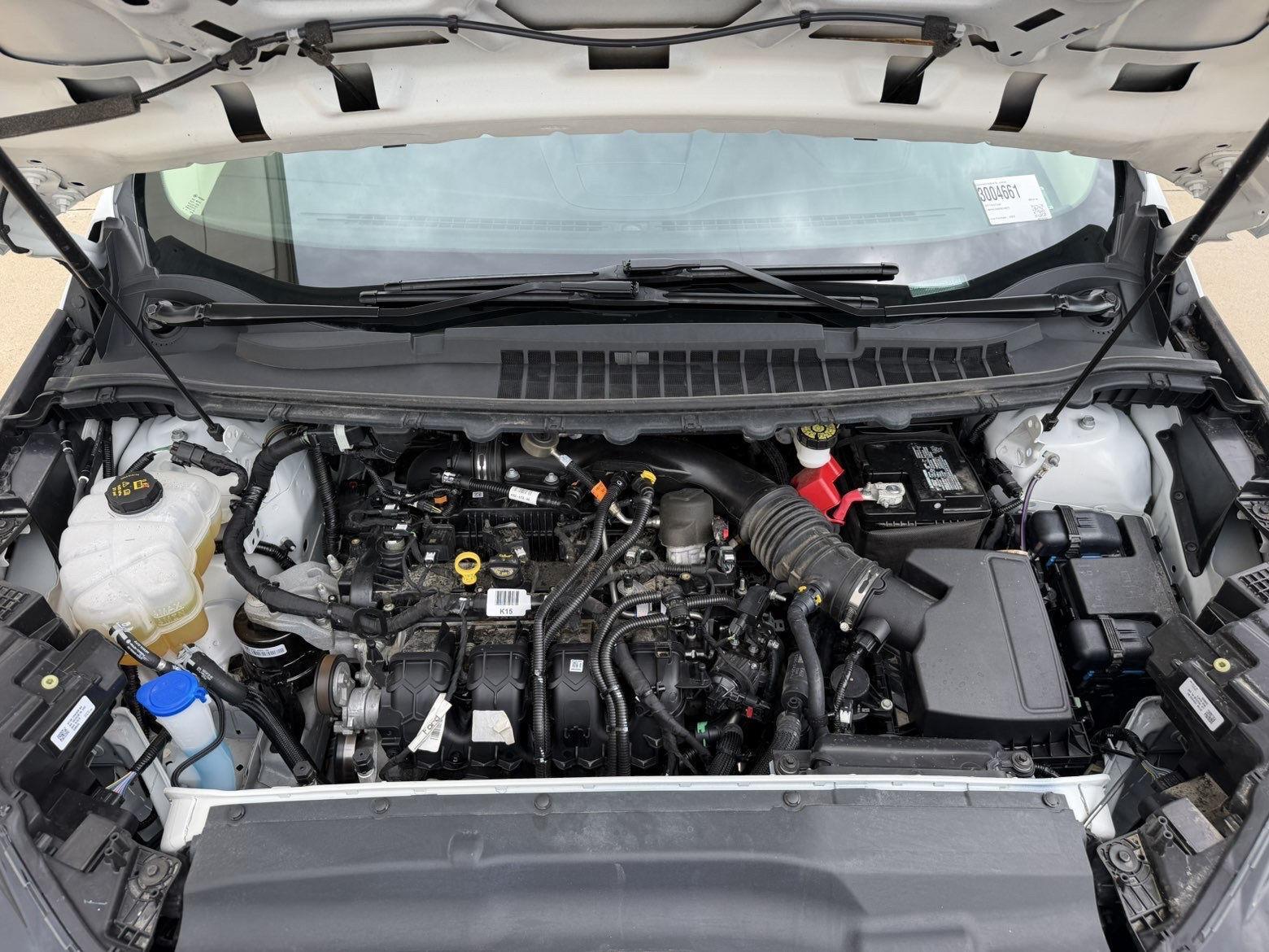 Vehicle photo 30