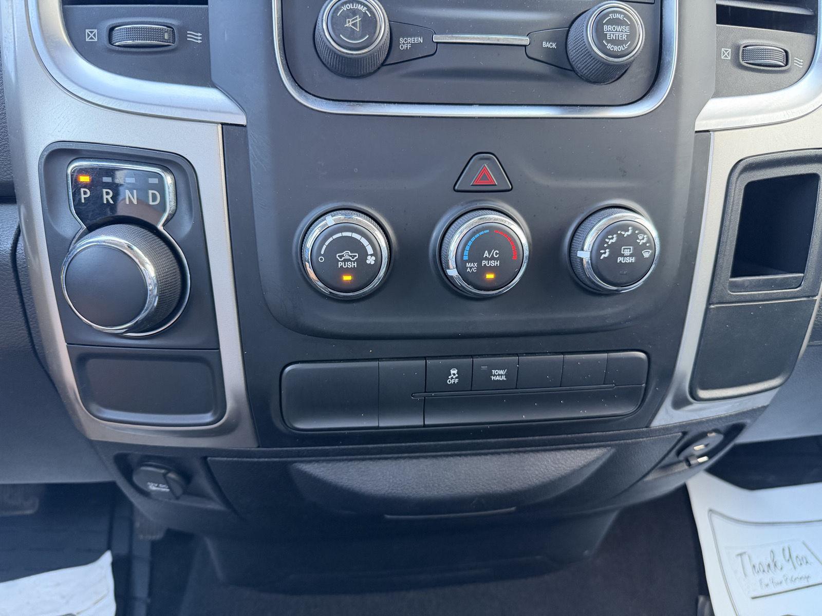 Vehicle photo 27