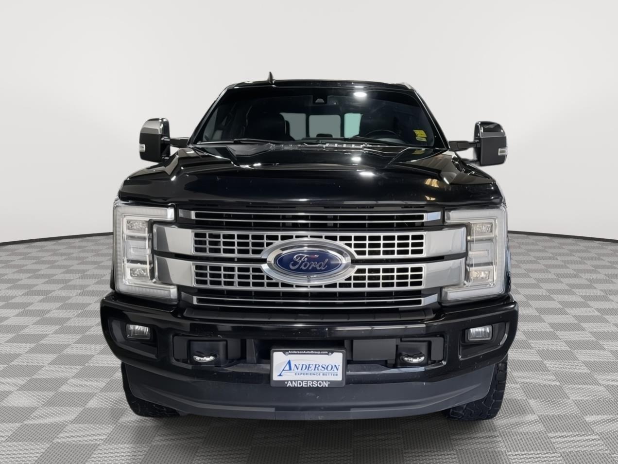 Vehicle photo 4