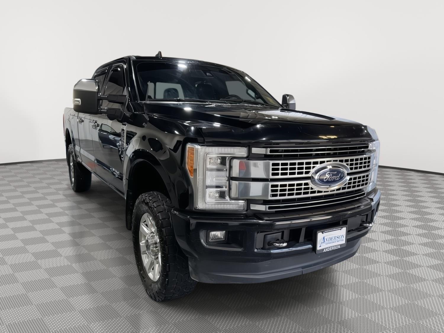 Vehicle photo 5