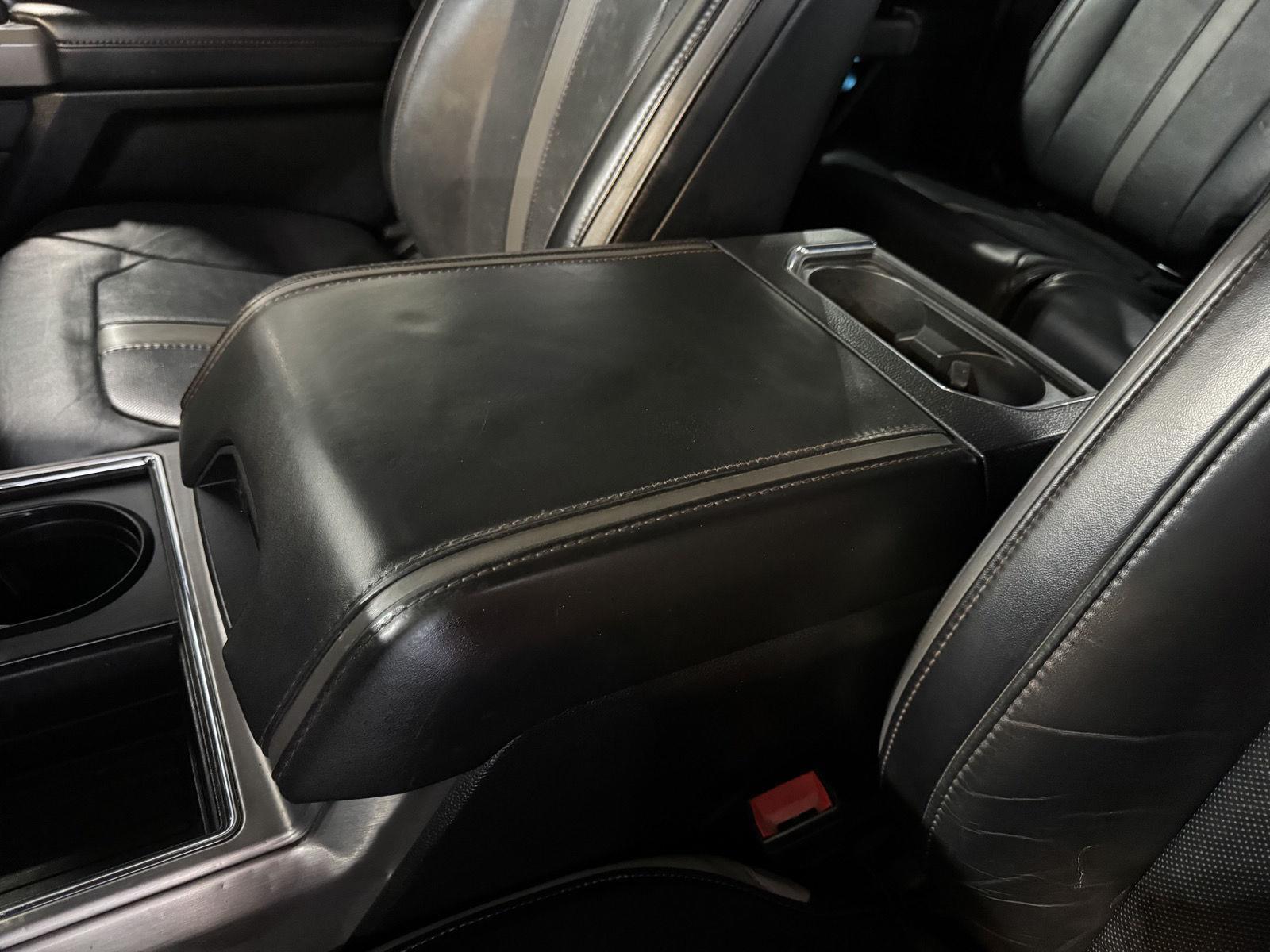 Vehicle photo 34