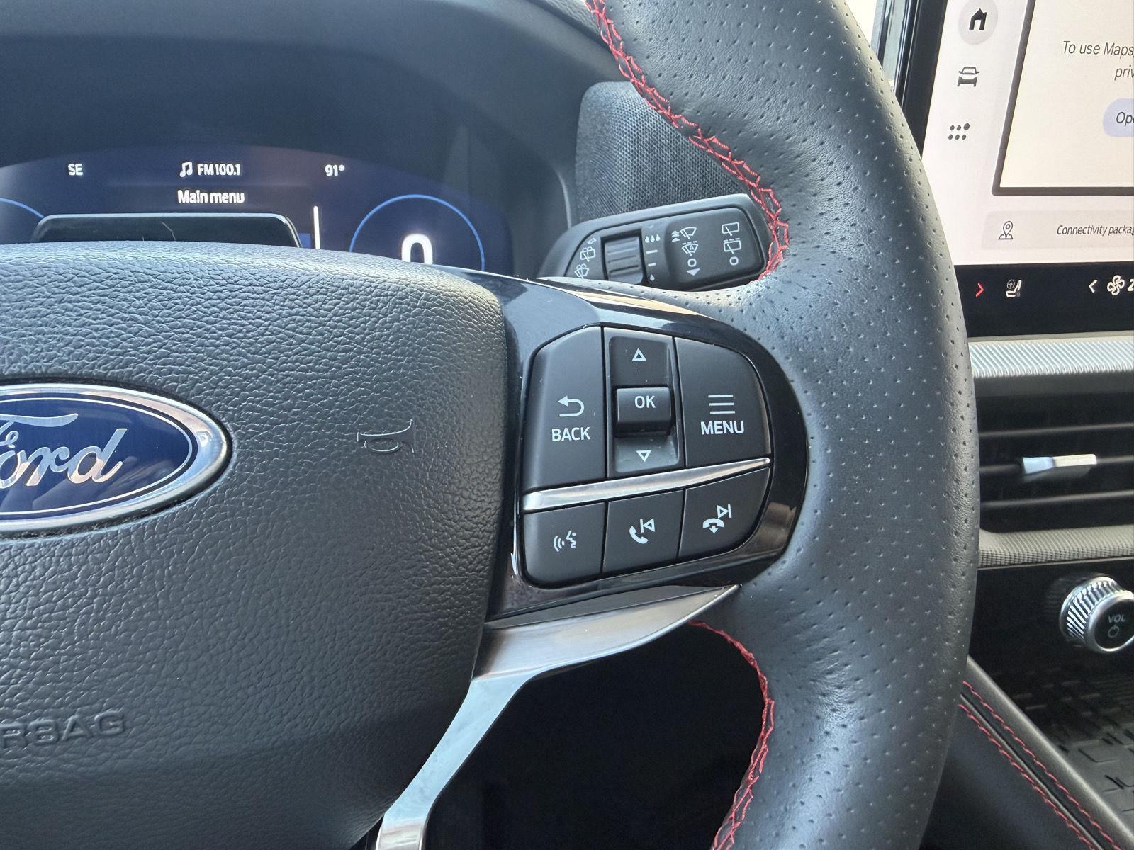 Vehicle photo 22