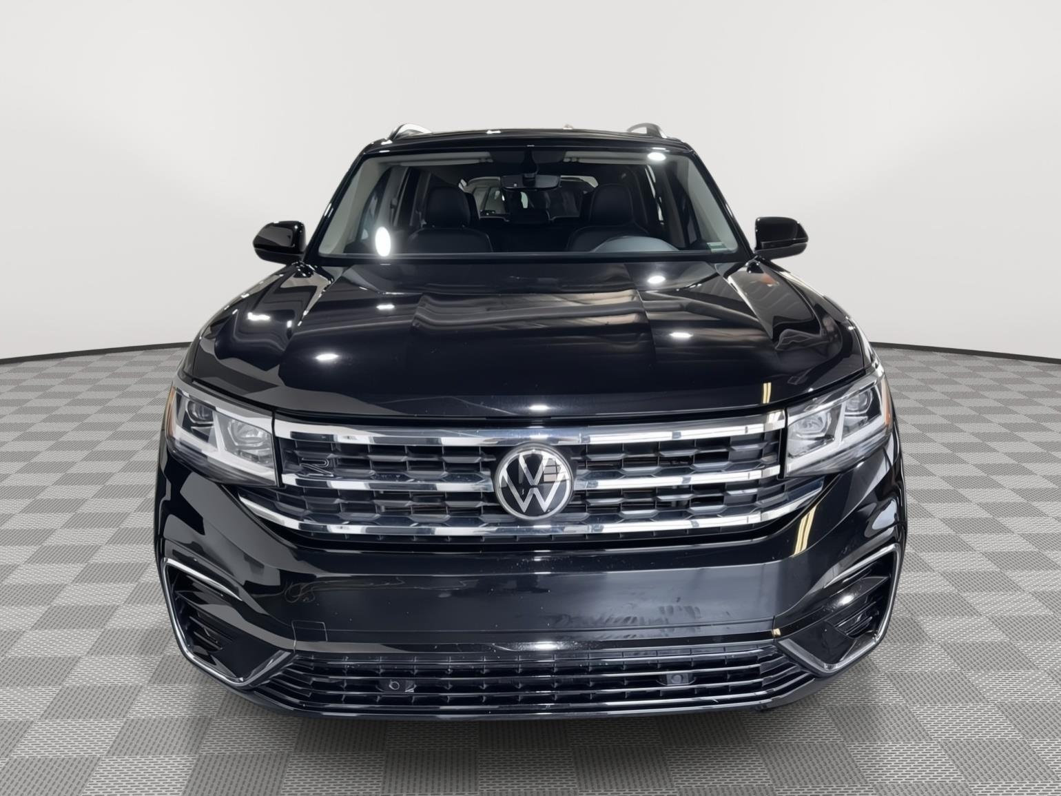 Vehicle photo 4