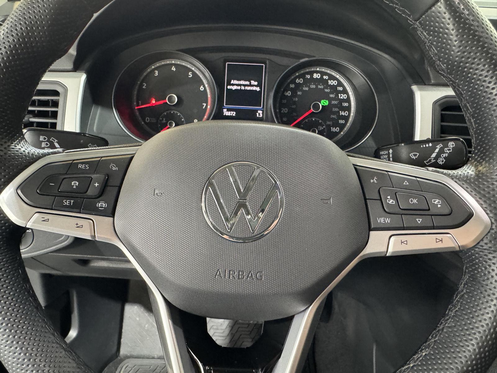 Vehicle photo 12