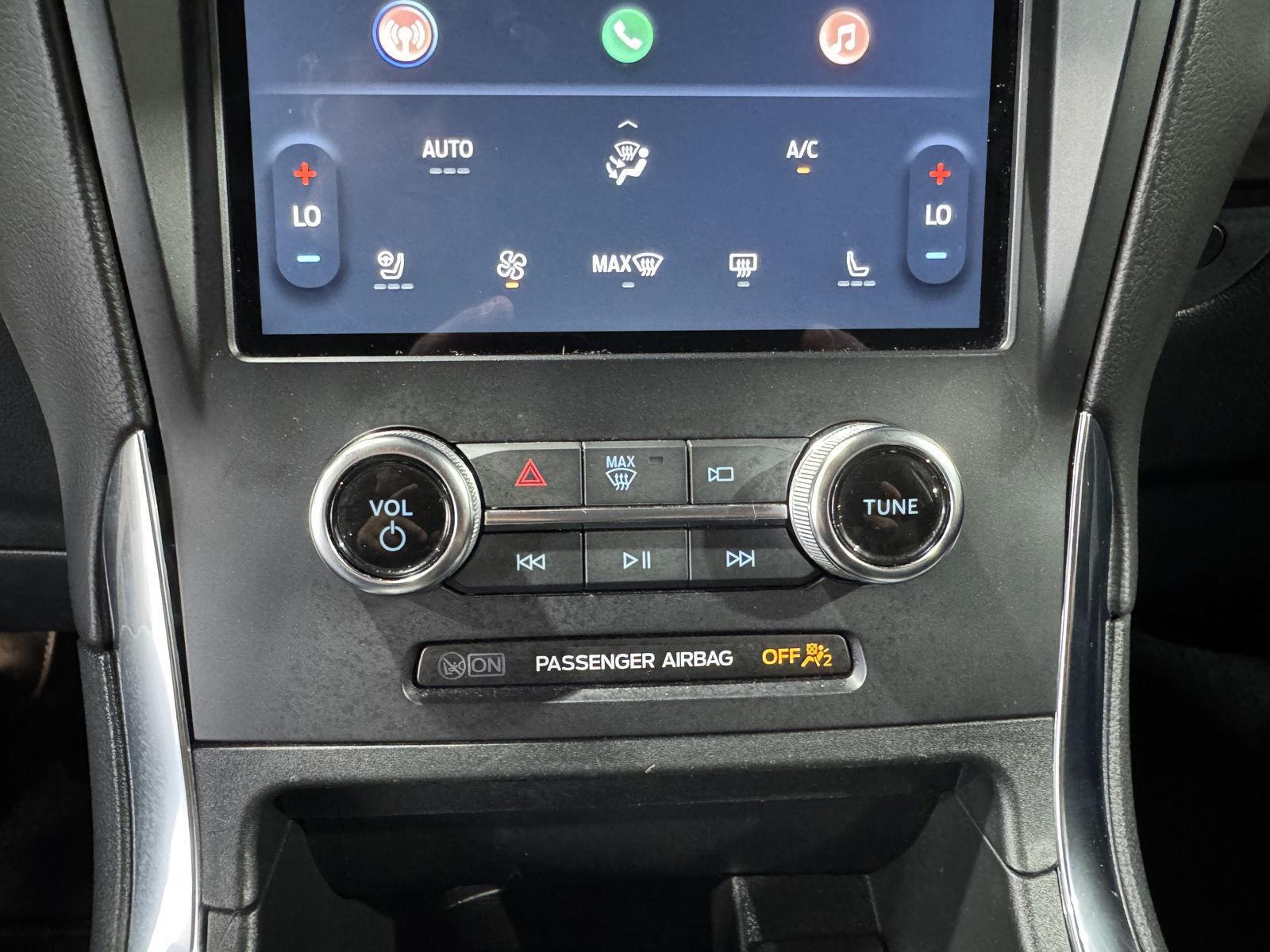 Vehicle photo 31