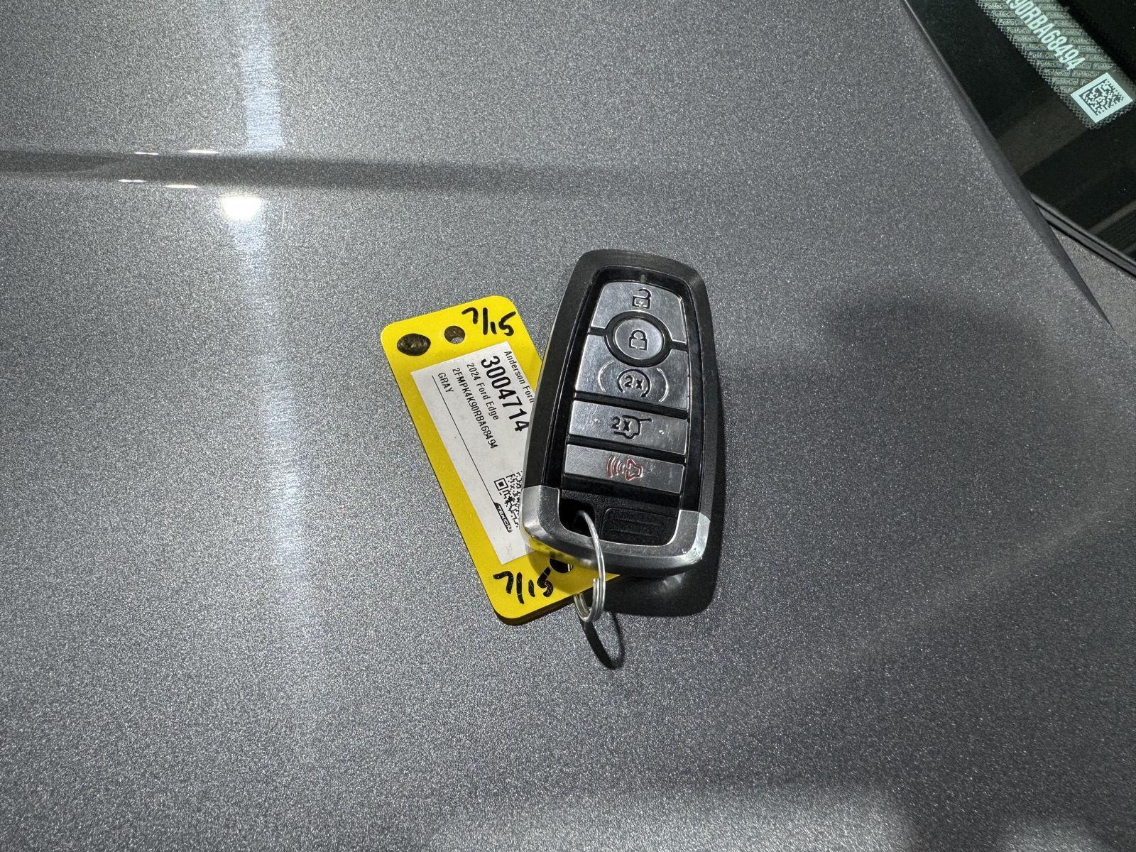 Vehicle photo 42
