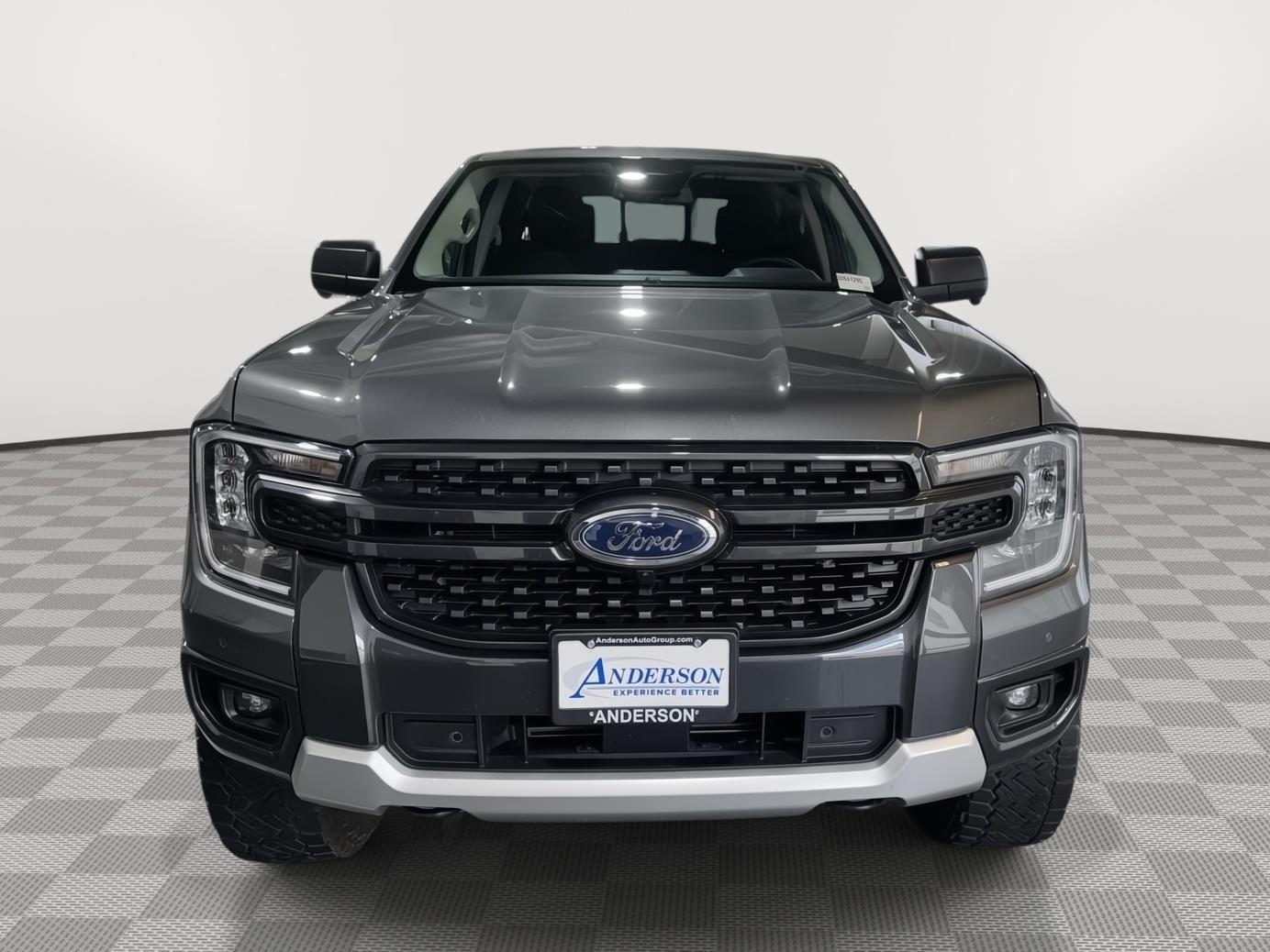 Vehicle photo 4