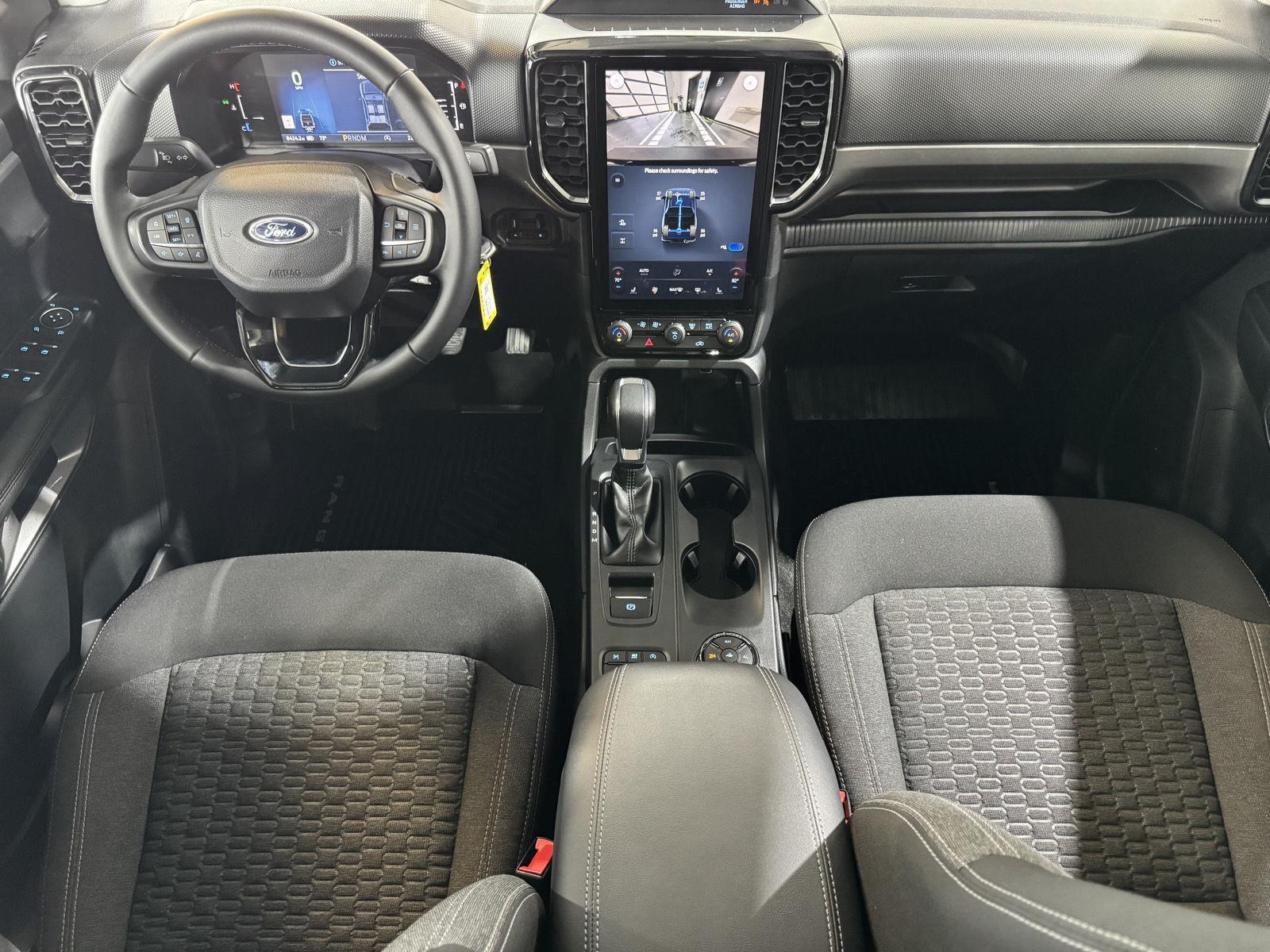 Vehicle photo 20