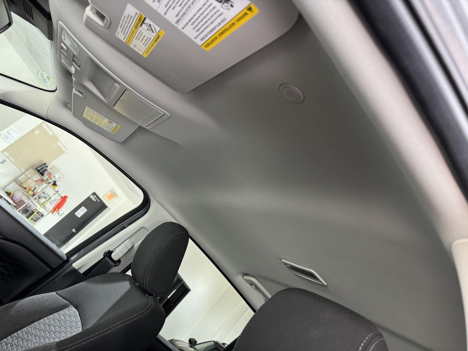 Vehicle photo 29