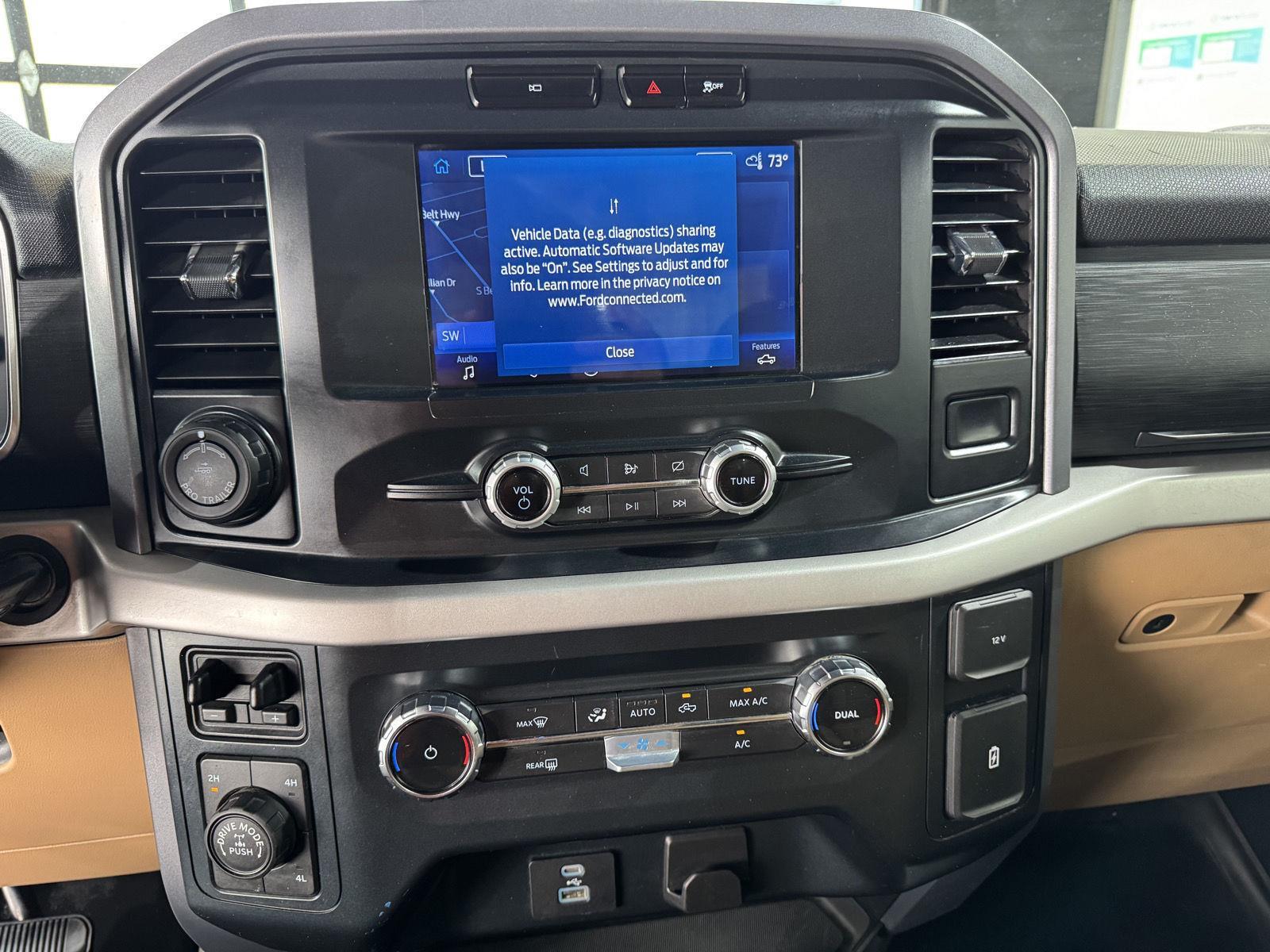 Vehicle photo 23