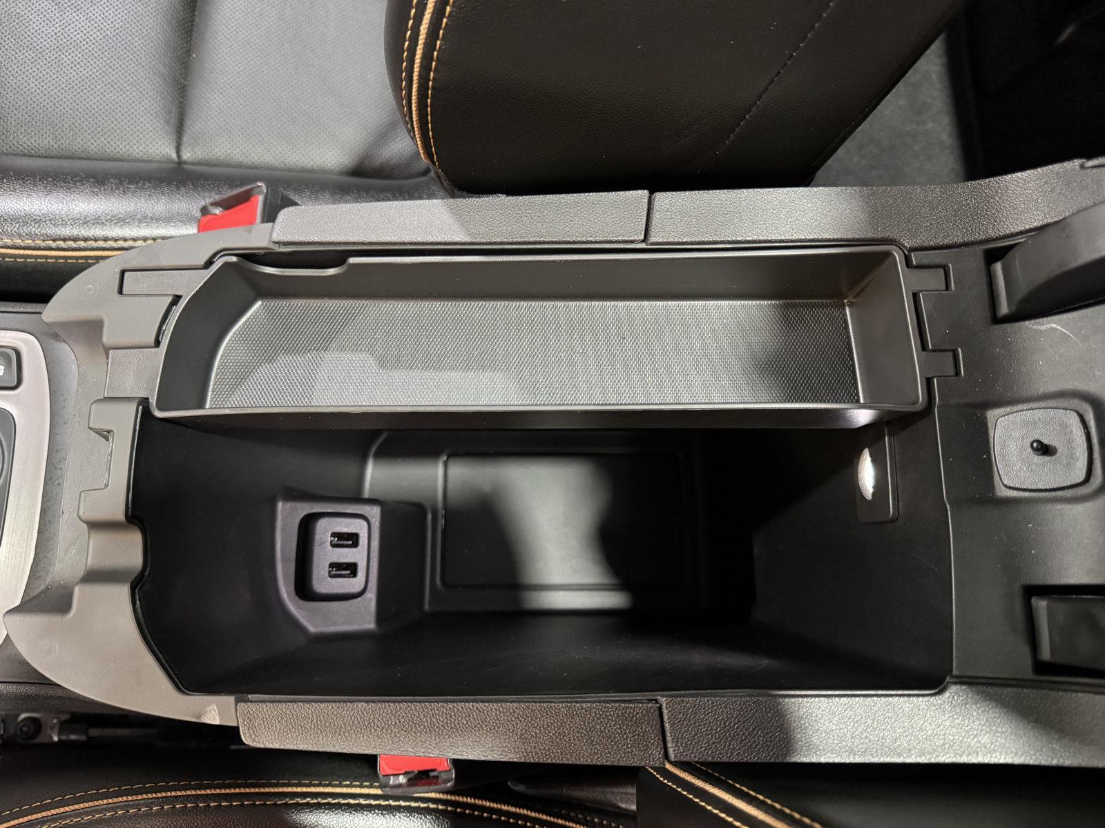 Vehicle photo 36