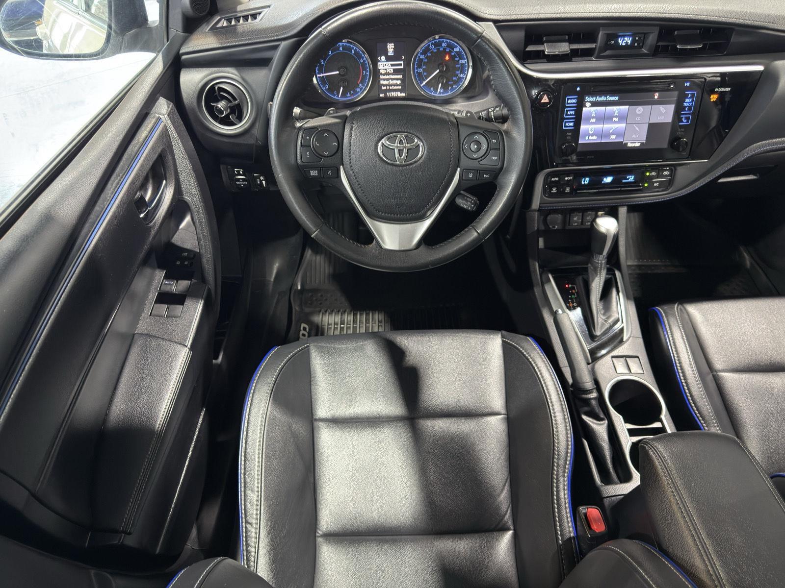 Vehicle photo 16