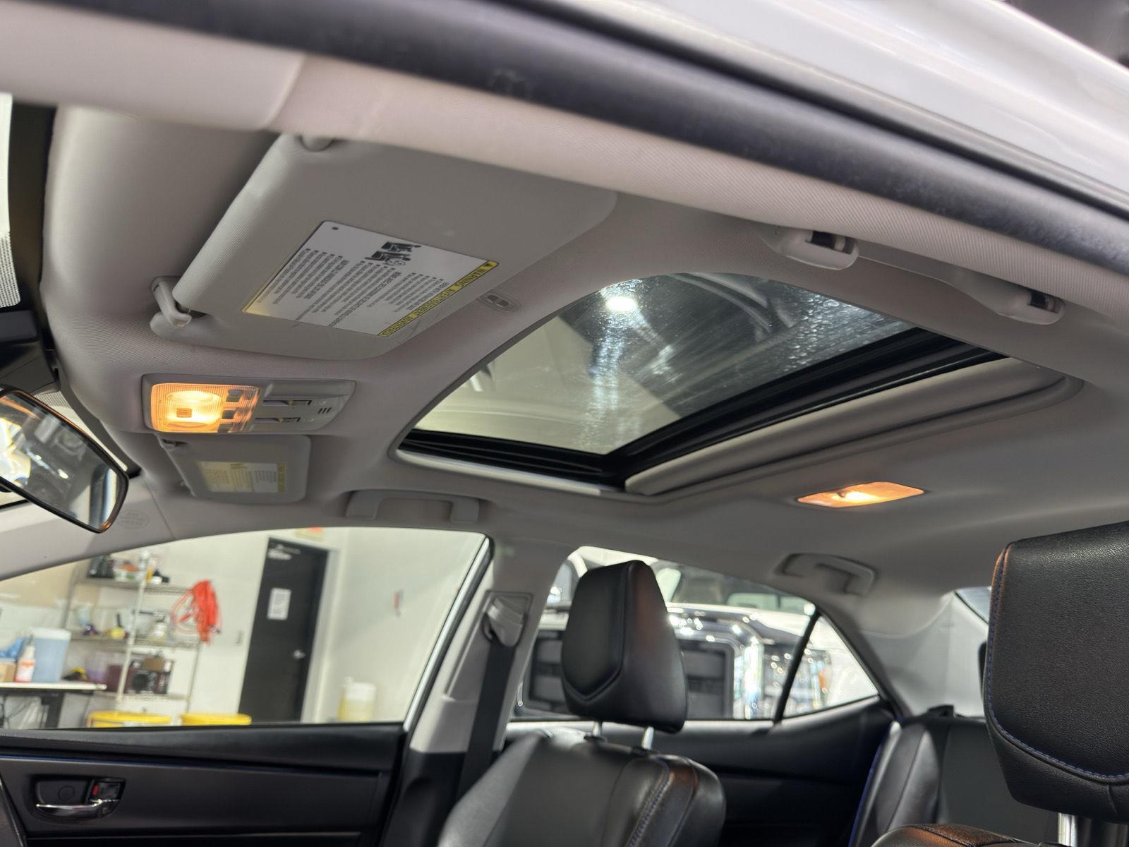 Vehicle photo 28