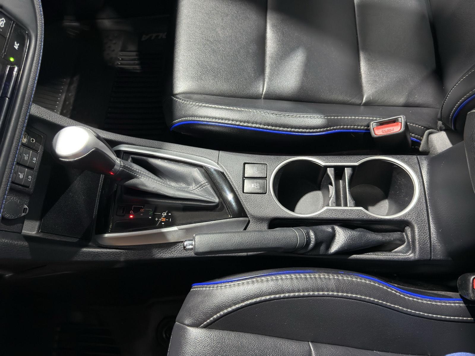 Vehicle photo 32