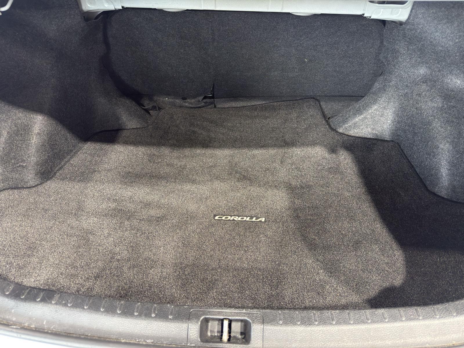 Vehicle photo 36