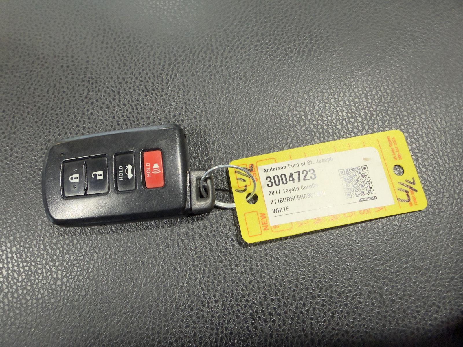 Vehicle photo 37