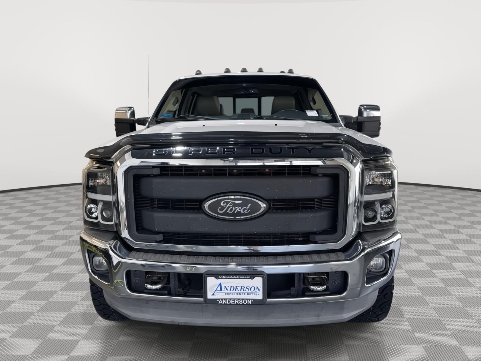 Vehicle photo 4
