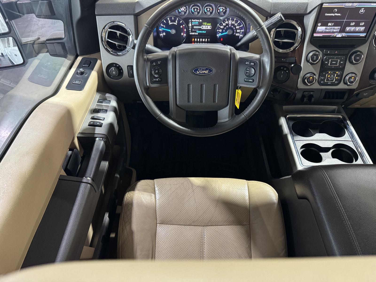 Vehicle photo 31