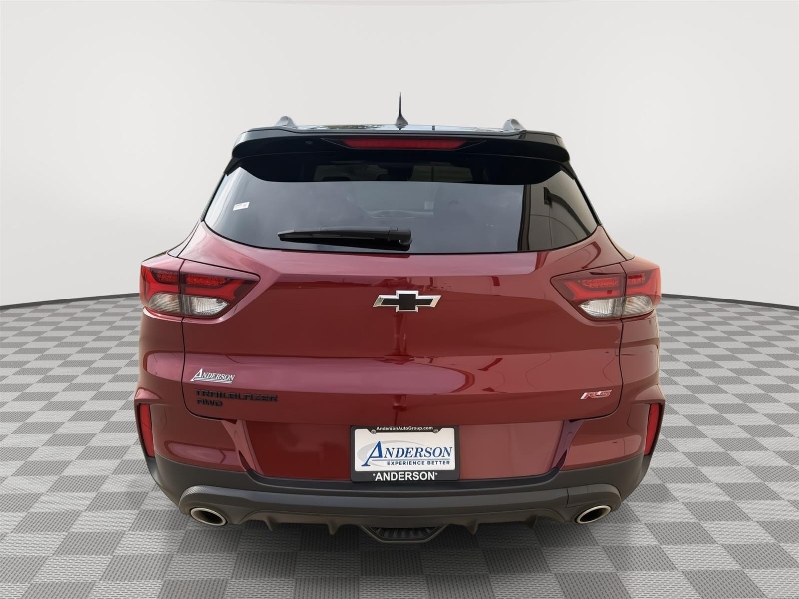 Vehicle photo 6