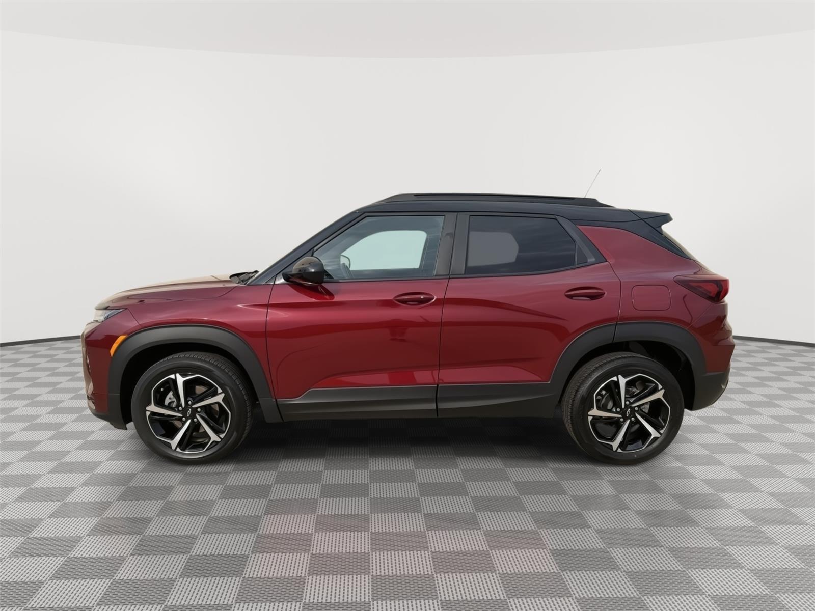 Vehicle photo 8