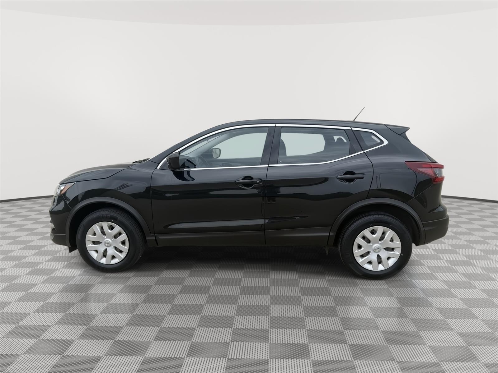 Vehicle photo 8