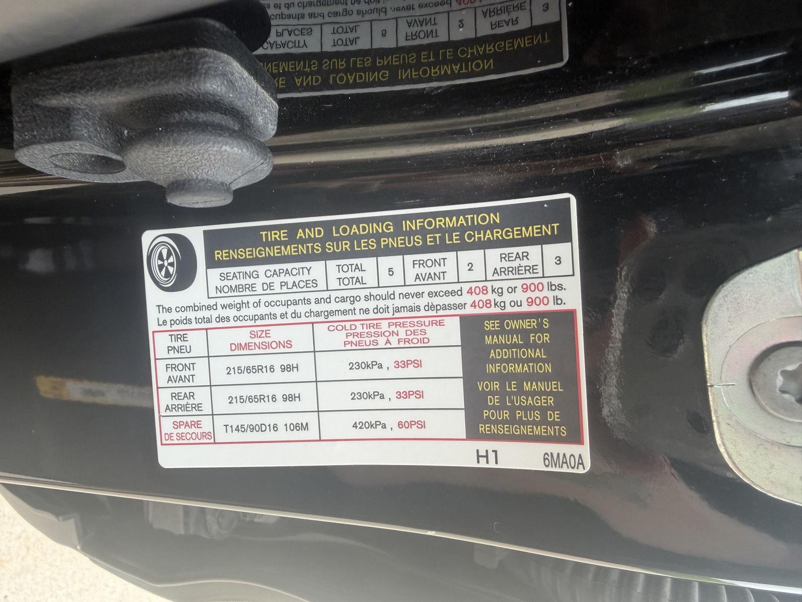 Vehicle photo 29