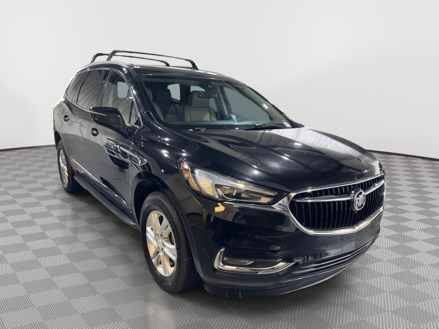 Vehicle photo 5