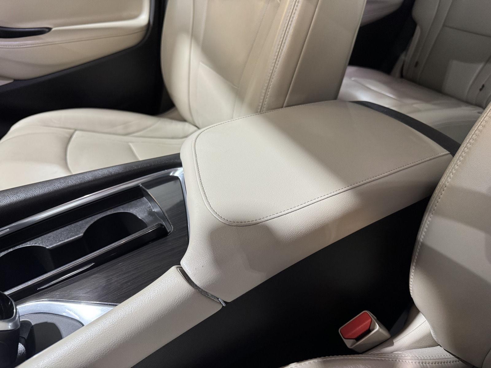 Vehicle photo 36