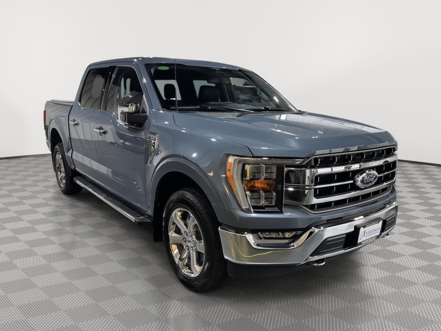 Vehicle photo 5