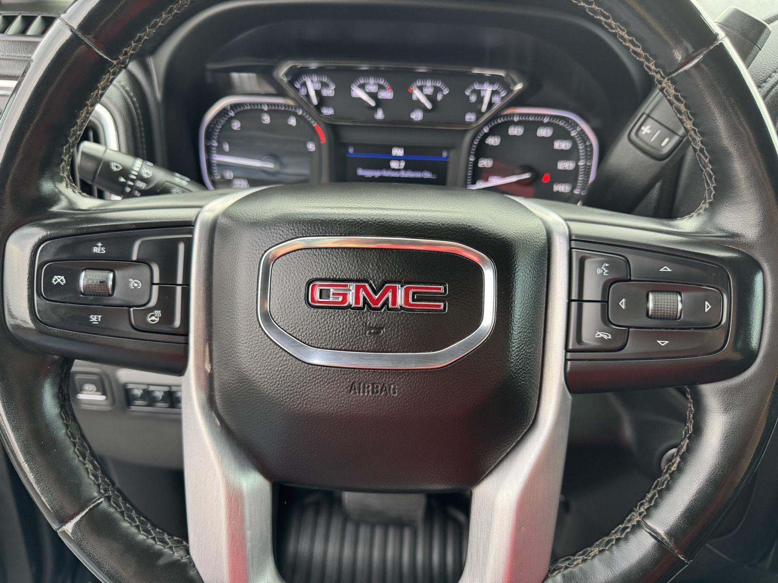 Vehicle photo 13