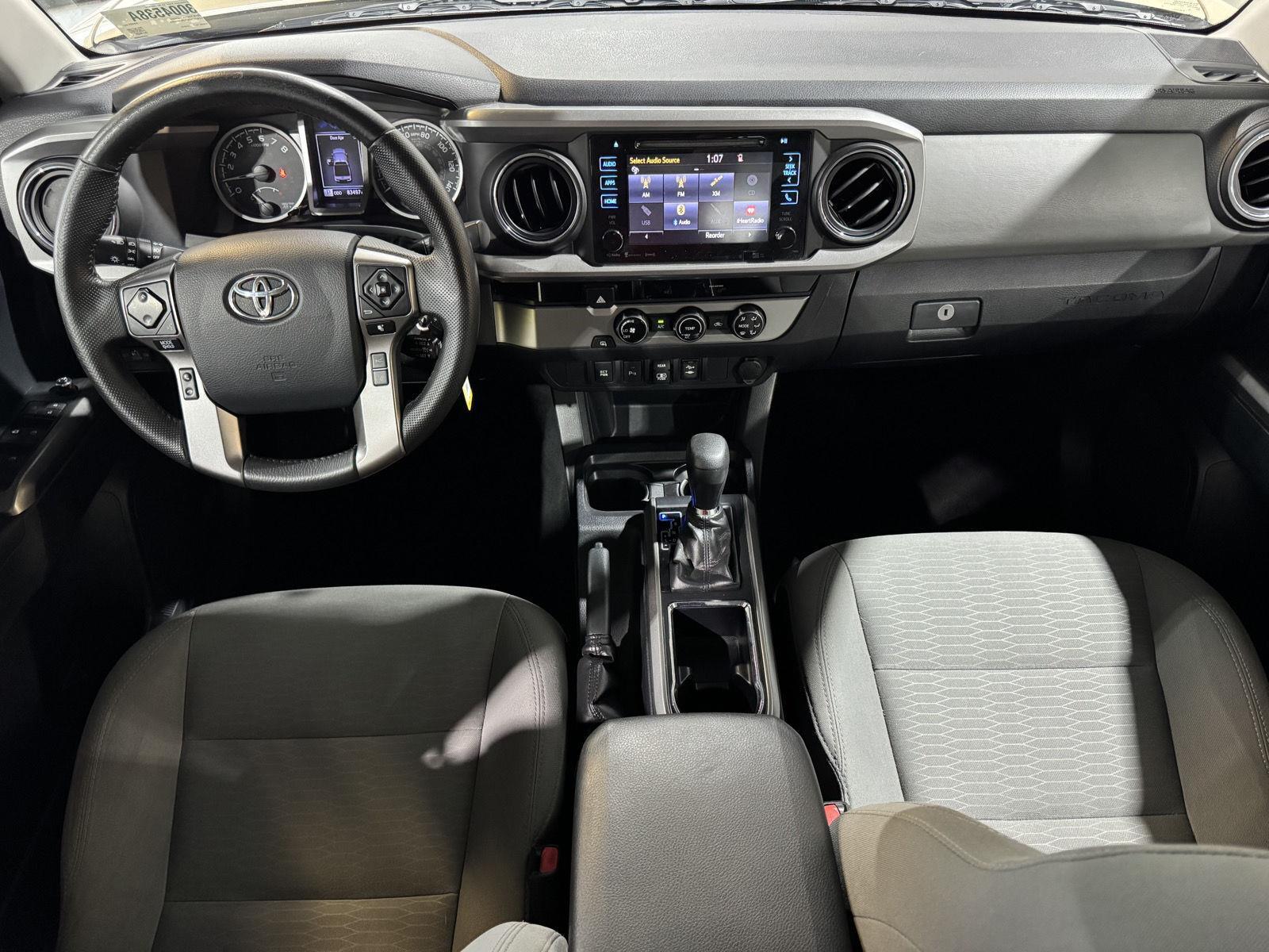 Vehicle photo 21