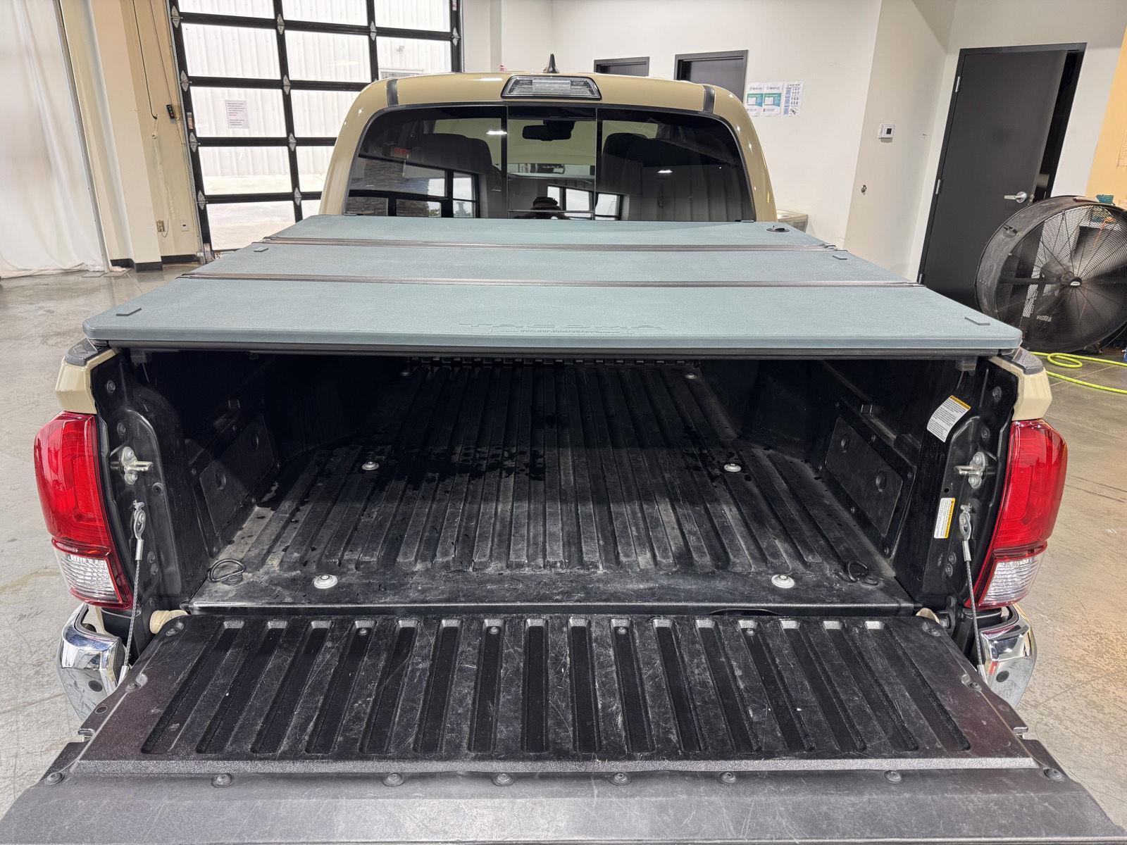 Vehicle photo 40