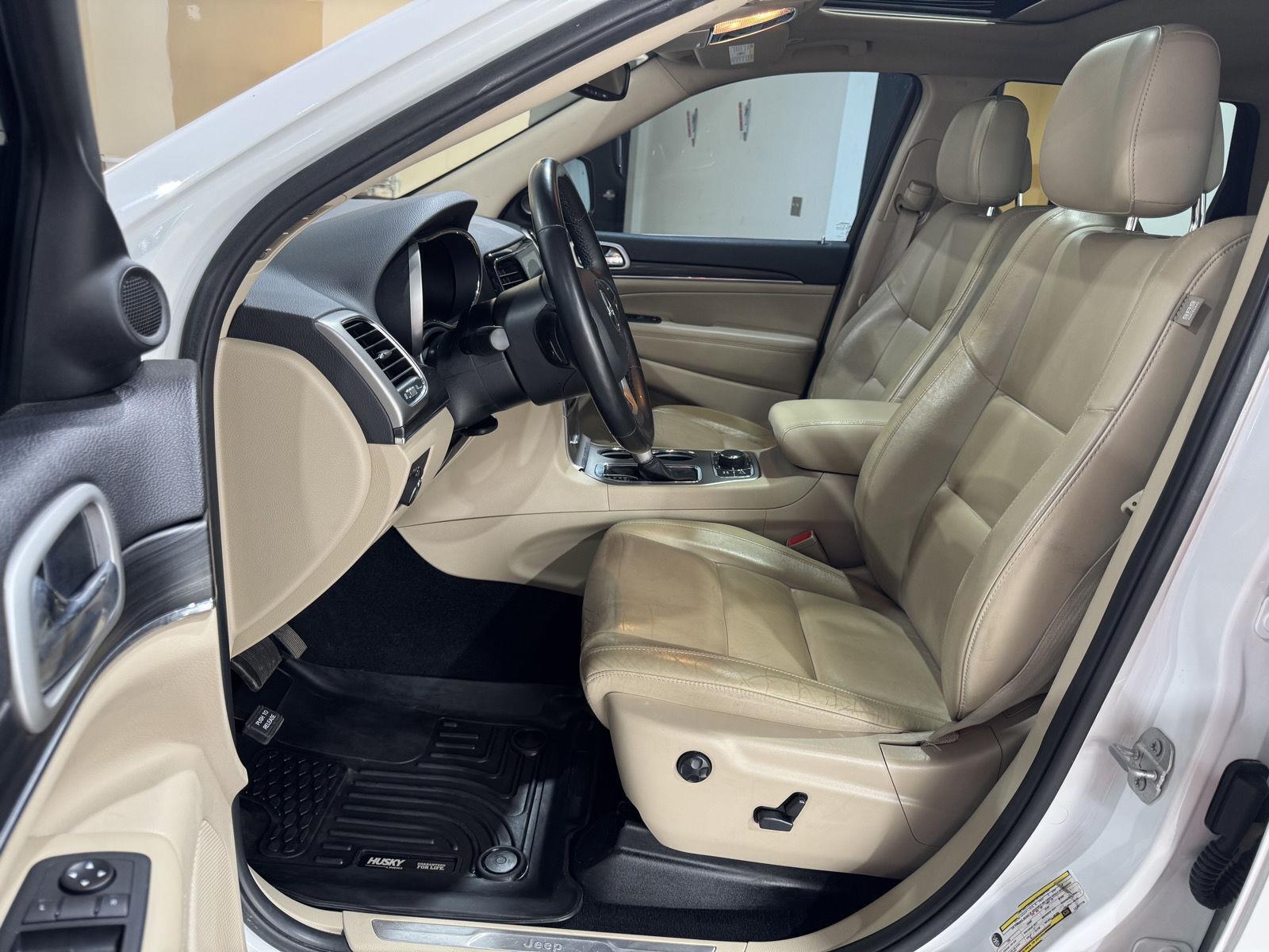 Vehicle photo 18