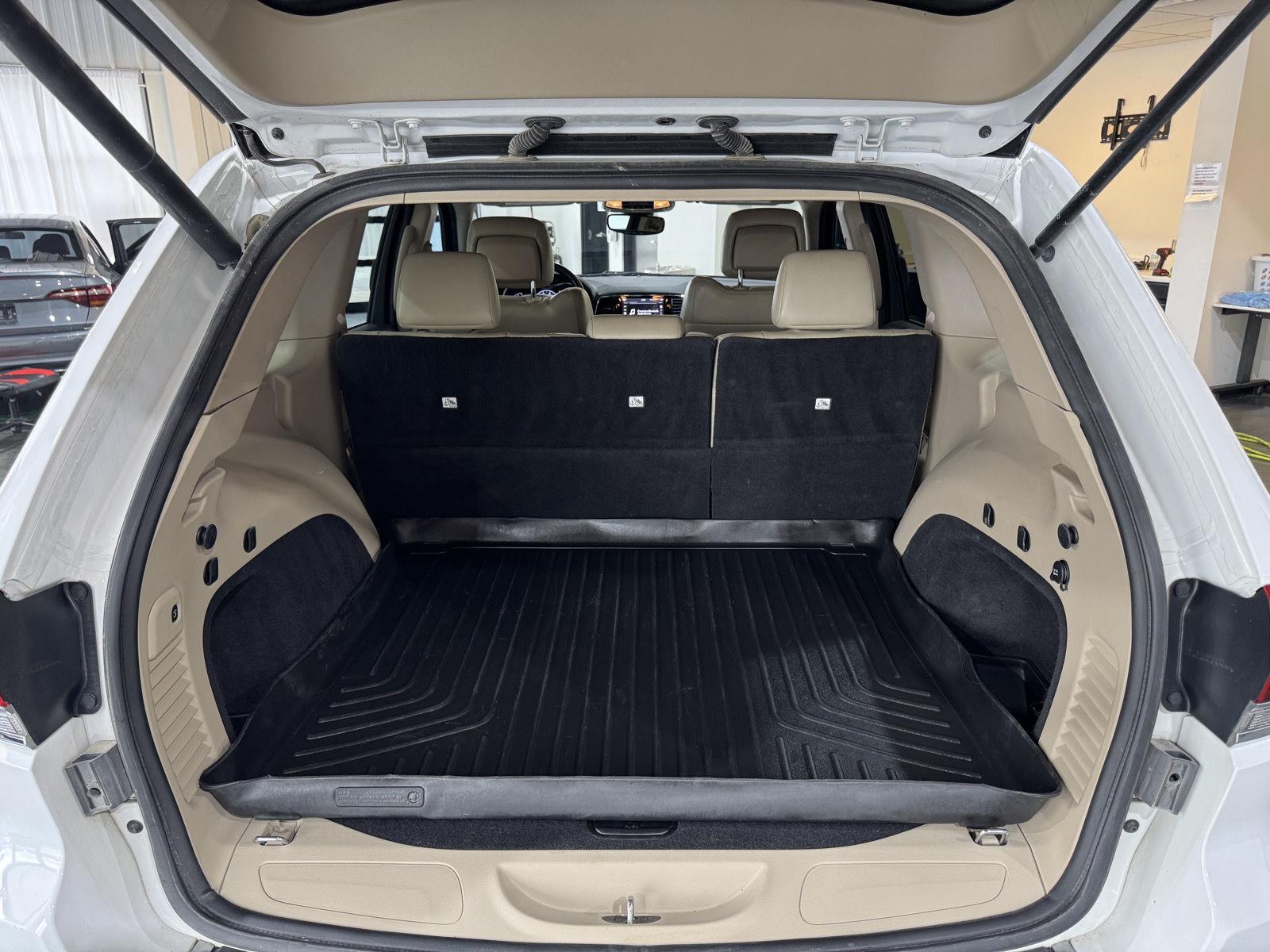 Vehicle photo 40