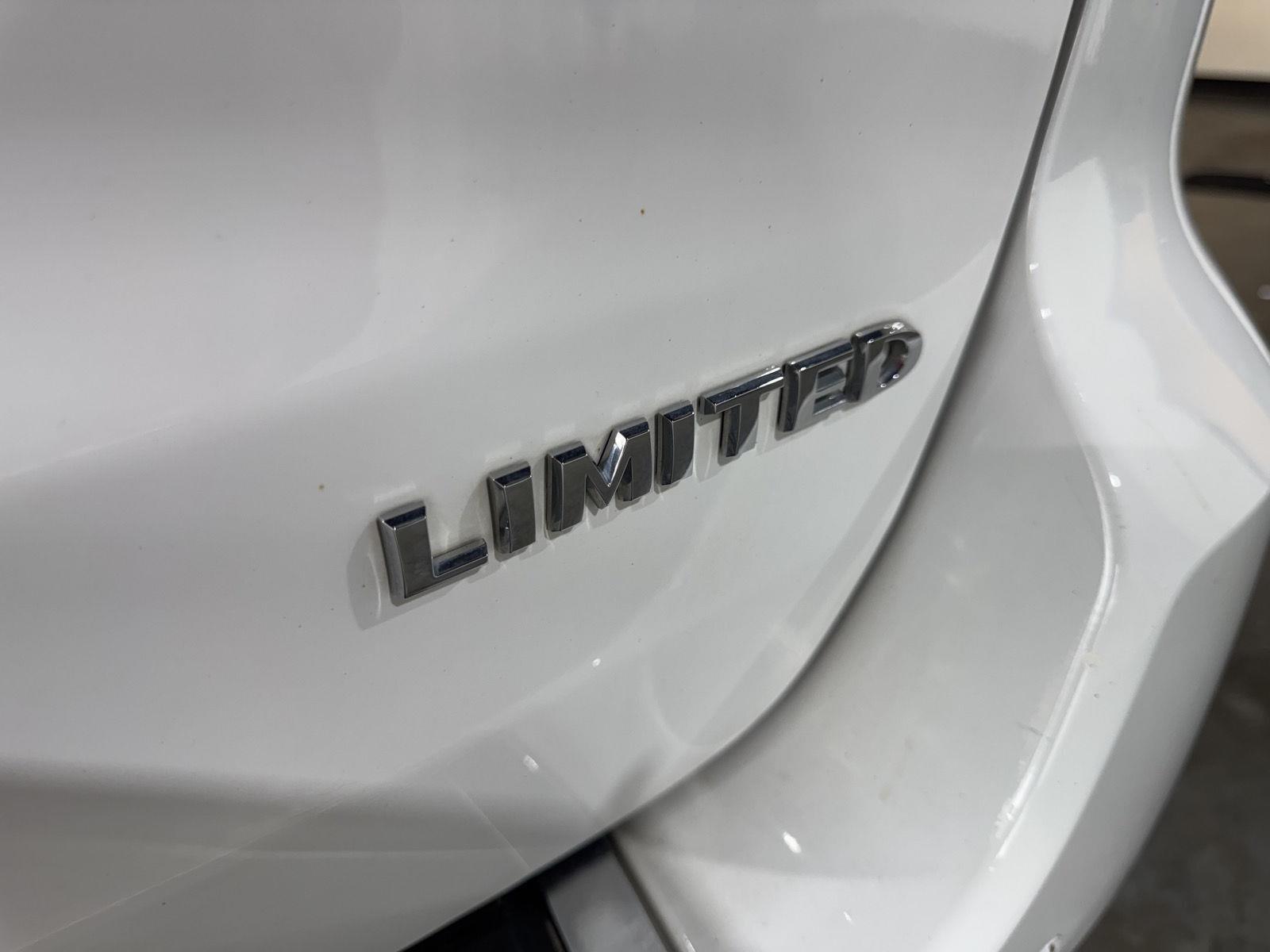 Vehicle photo 42